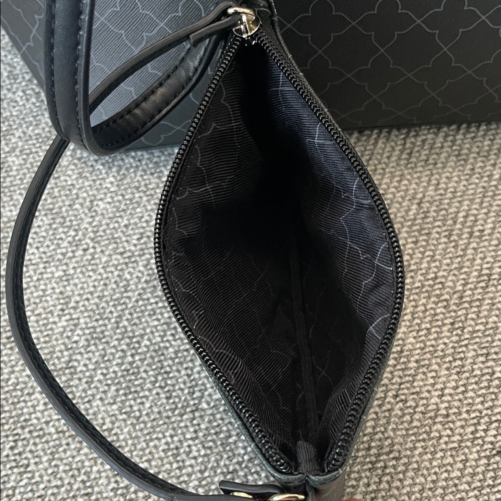 Kelly & Katie Elegant Black Tote with Pouch - Picture 8 of 16